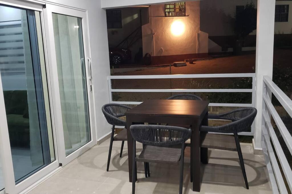 Cg Apartment - Turtuga Willemstad Exterior photo